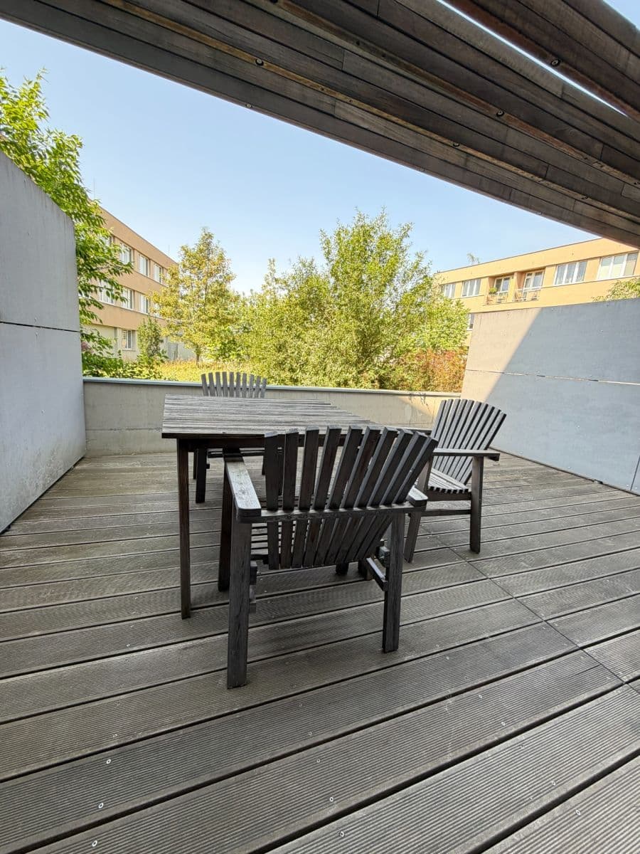 Prenájom bytu 3-izbový 65 m², Pod Průsekem, Praha, Praha Prenájom bytu 3-izbový 65 m², Pod Průsekem, Praha, Praha