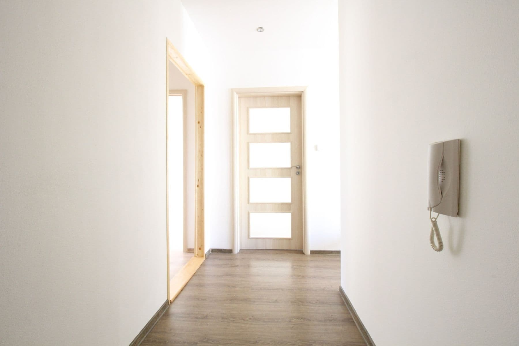 Prenájom bytu 2-izbový 62 m², Vnoučkova, Praha, Praha Prenájom bytu 2-izbový 62 m², Vnoučkova, Praha, Praha