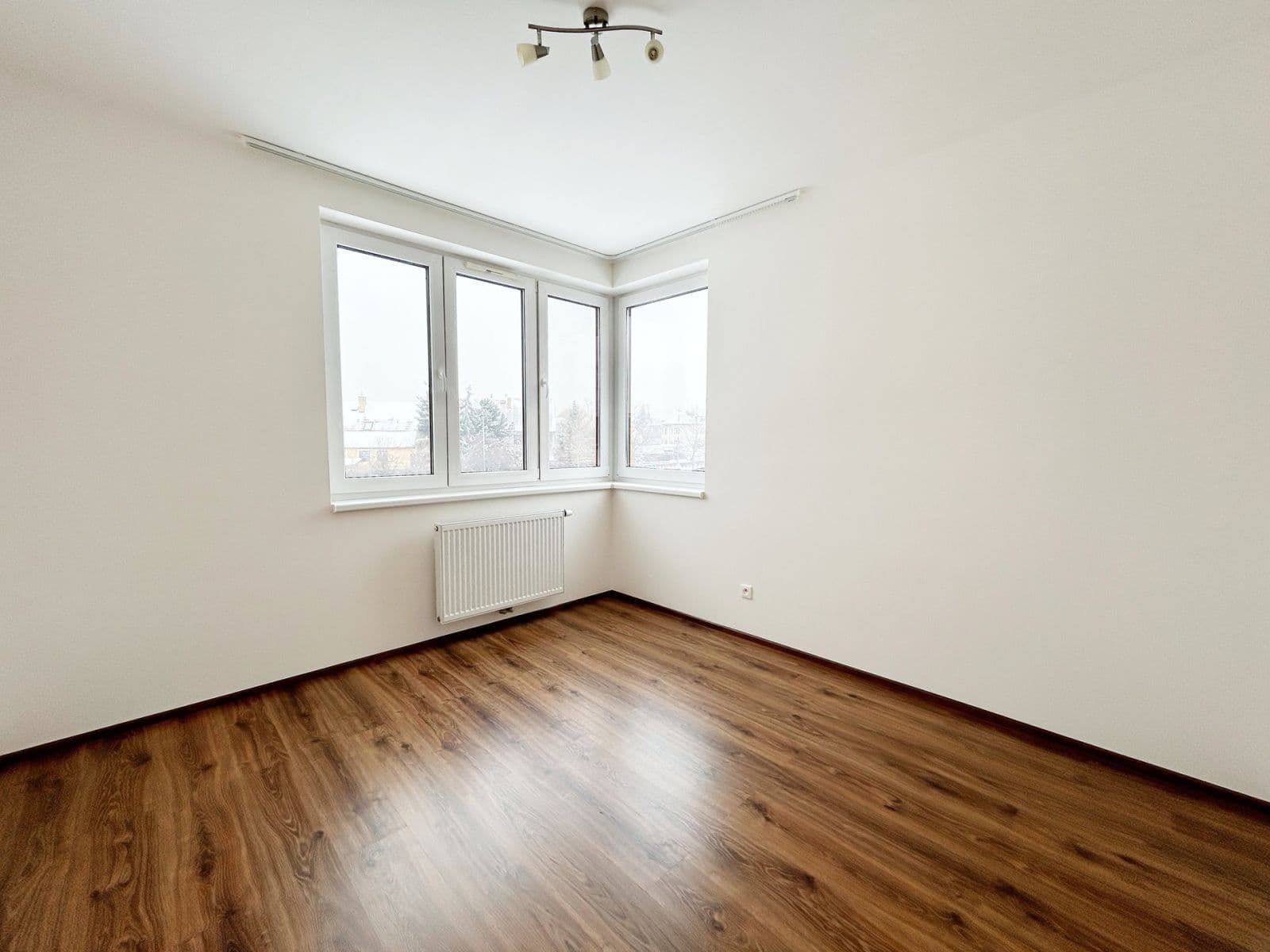 Prenájom bytu 3-izbový 67 m², U Hostavického potoka, Praha, Praha Prenájom bytu 3-izbový 67 m², U Hostavického potoka, Praha, Praha