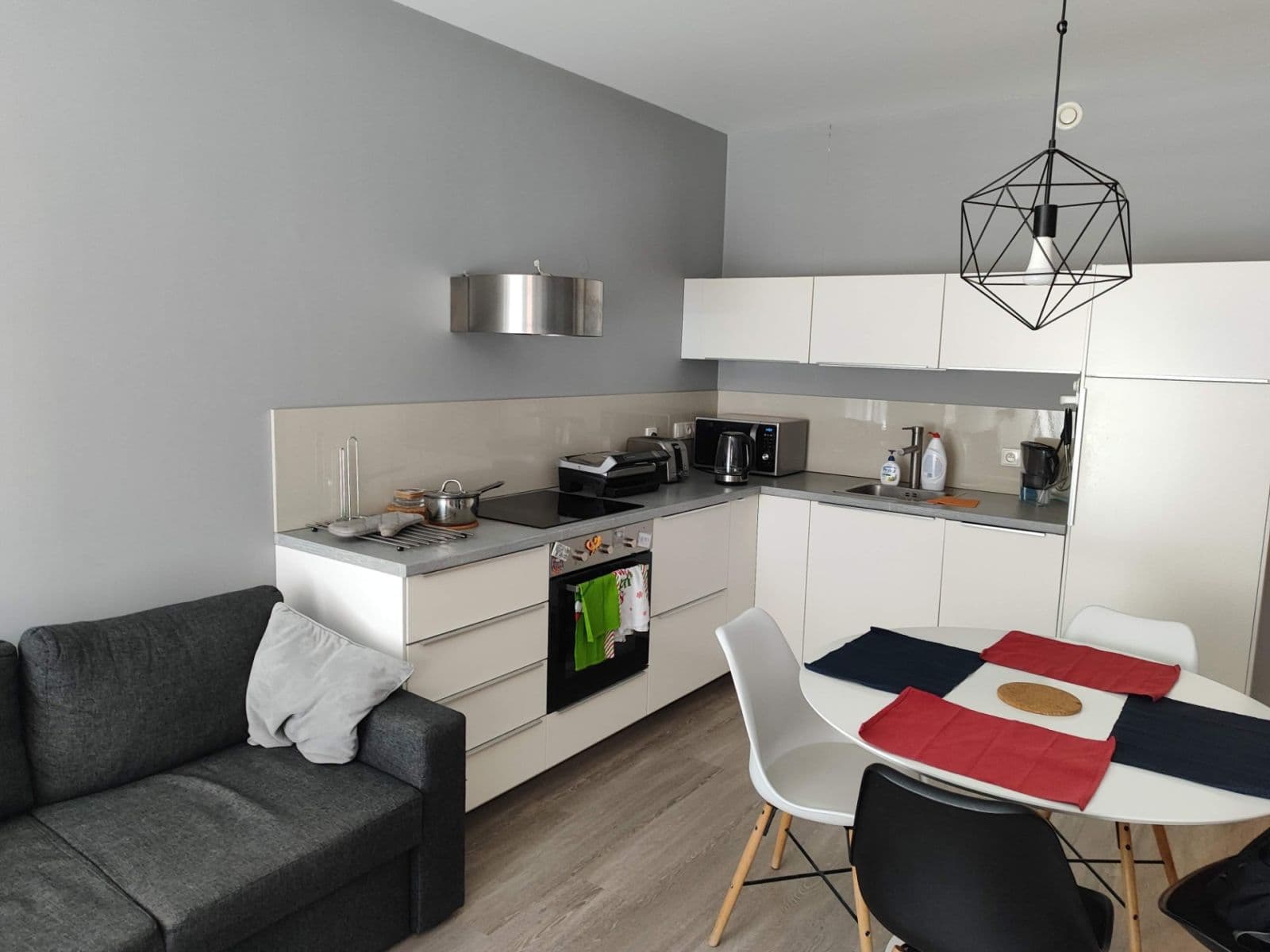Prenájom bytu 2-izbový 56 m², Hartigova, Praha, Praha Prenájom bytu 2-izbový 56 m², Hartigova, Praha, Praha