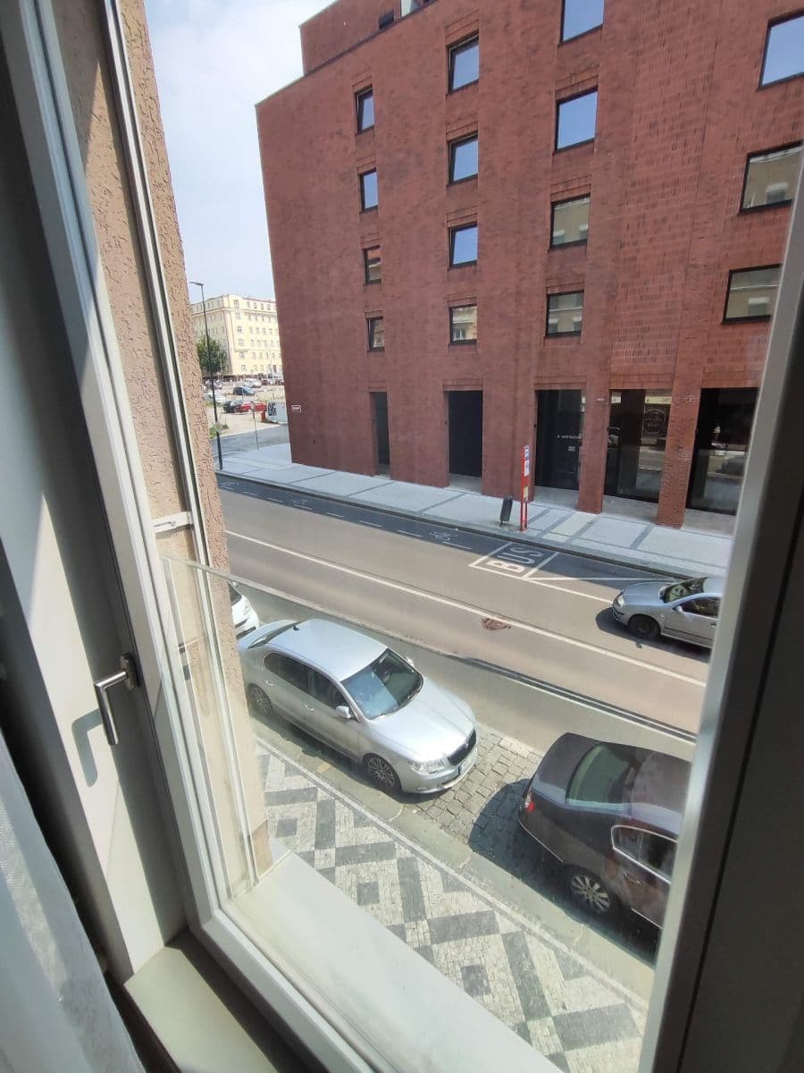 Prenájom bytu 2-izbový 56 m², Hartigova, Praha, Praha Prenájom bytu 2-izbový 56 m², Hartigova, Praha, Praha