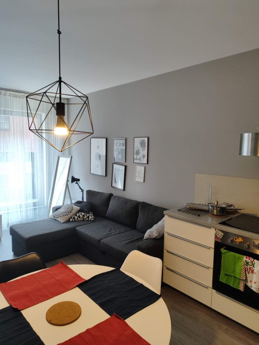 Prenájom bytu 2-izbový 56 m², Hartigova, Praha, Praha Prenájom bytu 2-izbový 56 m², Hartigova, Praha, Praha