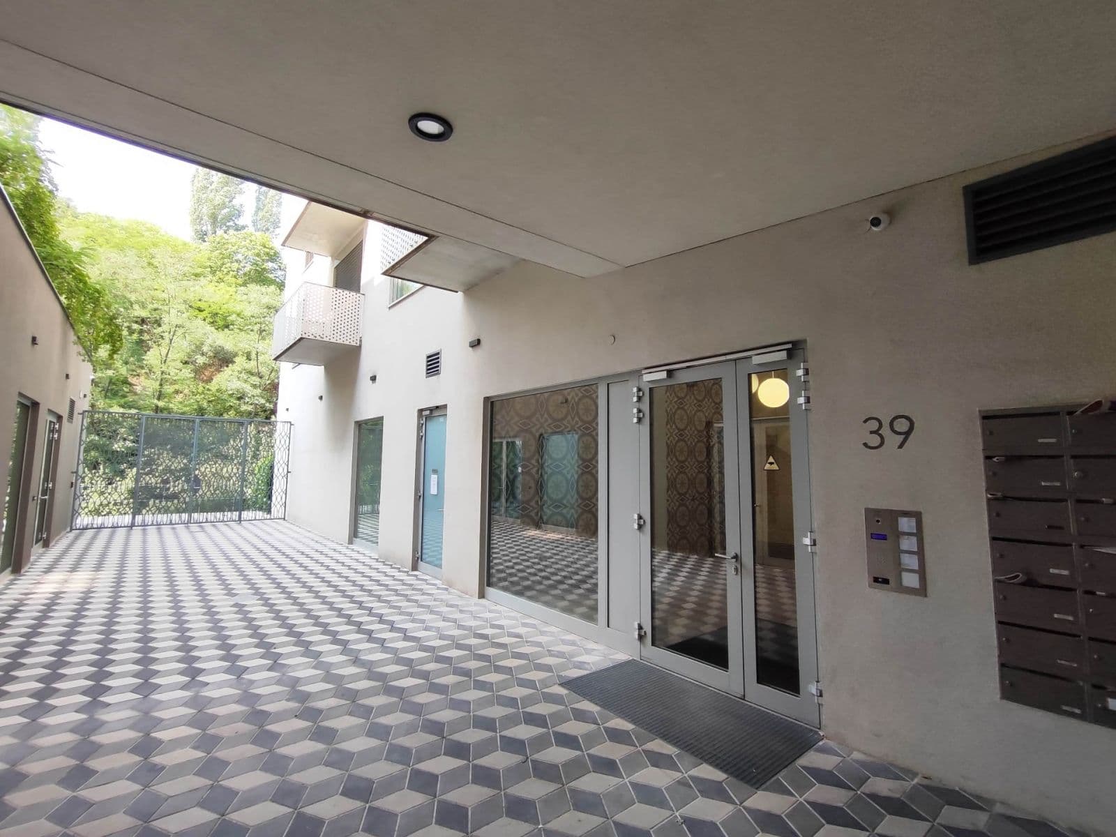 Prenájom bytu 2-izbový 56 m², Hartigova, Praha, Praha Prenájom bytu 2-izbový 56 m², Hartigova, Praha, Praha