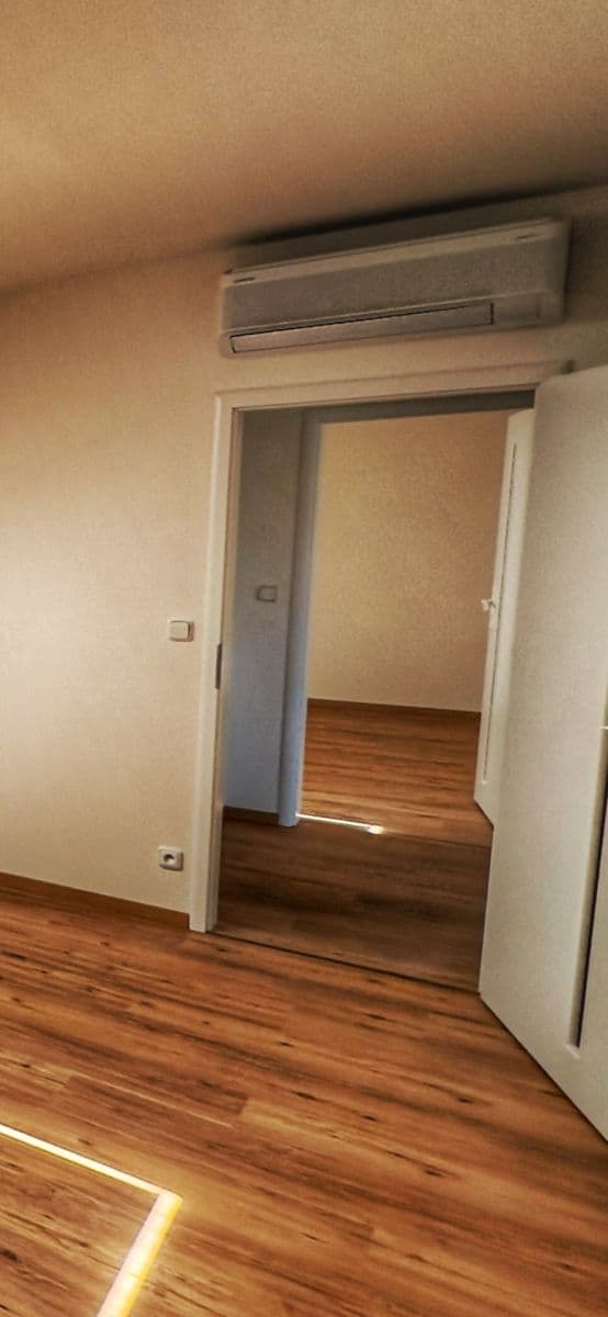 Predaj bytu 3-izbový 75 m², Keltská, Praha, Praha Predaj bytu 3-izbový 75 m², Keltská, Praha, Praha