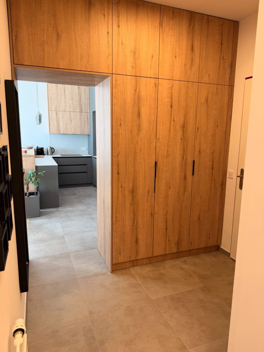 Prenájom bytu 2-izbový 58 m², Křižíkova, Čelákovice, Středočeský kraj Prenájom bytu 2-izbový 58 m², Křižíkova, Čelákovice, Středočeský kraj