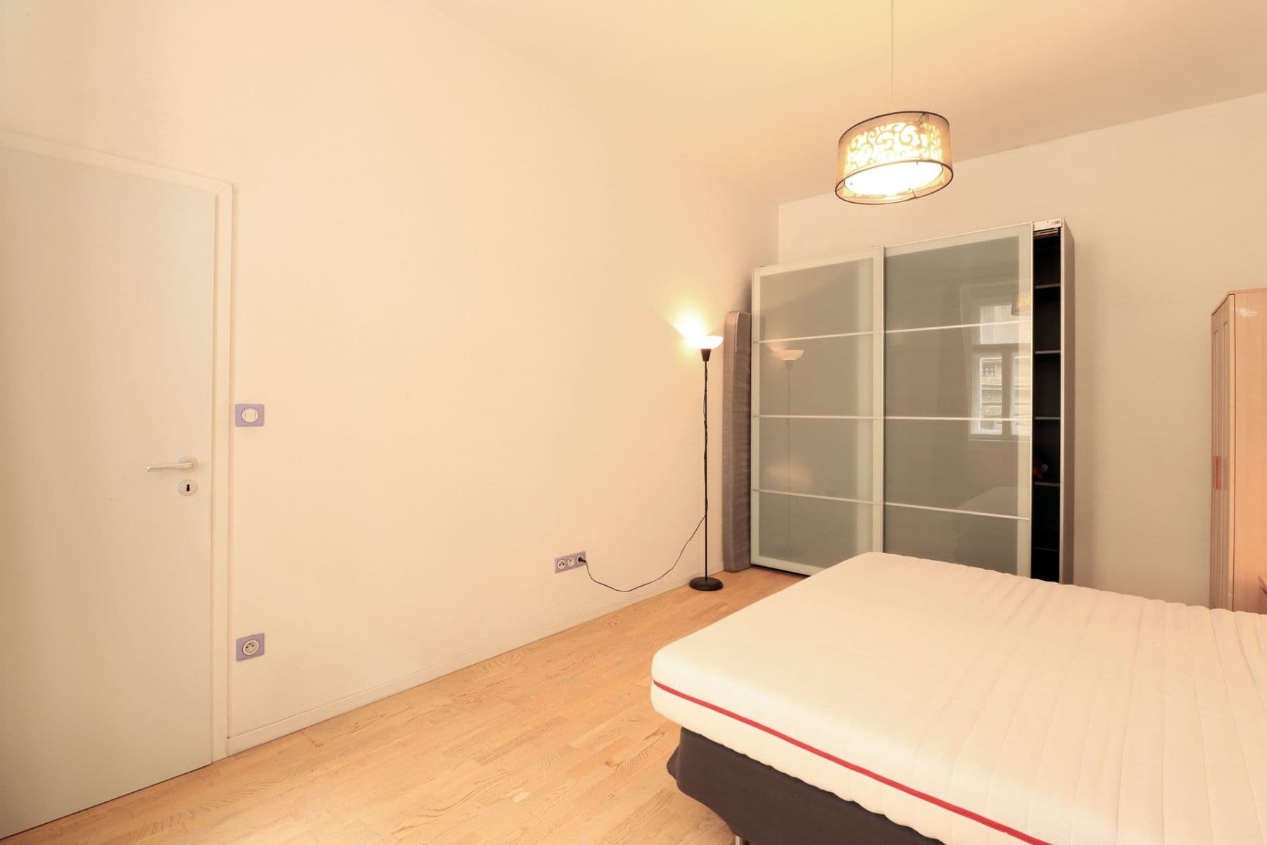 Prenájom bytu 2-izbový 44 m², Bořivojova, Praha, Praha Prenájom bytu 2-izbový 44 m², Bořivojova, Praha, Praha