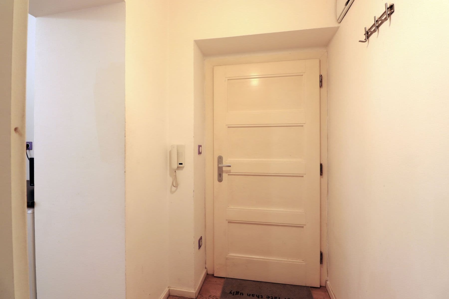 Prenájom bytu 2-izbový 44 m², Bořivojova, Praha, Praha Prenájom bytu 2-izbový 44 m², Bořivojova, Praha, Praha