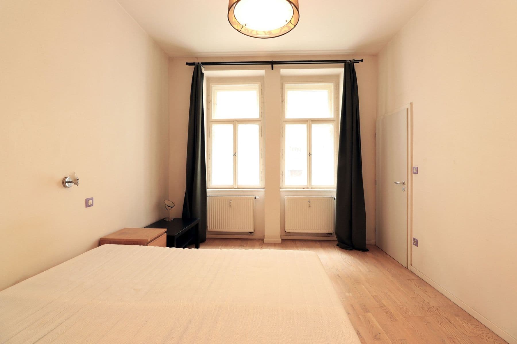 Prenájom bytu 2-izbový 44 m², Bořivojova, Praha, Praha Prenájom bytu 2-izbový 44 m², Bořivojova, Praha, Praha