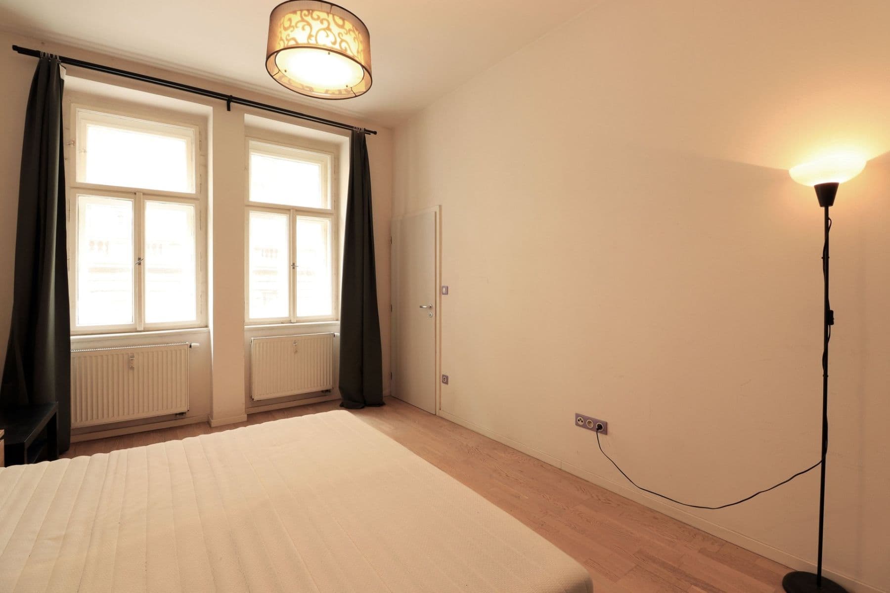 Prenájom bytu 2-izbový 44 m², Bořivojova, Praha, Praha Prenájom bytu 2-izbový 44 m², Bořivojova, Praha, Praha