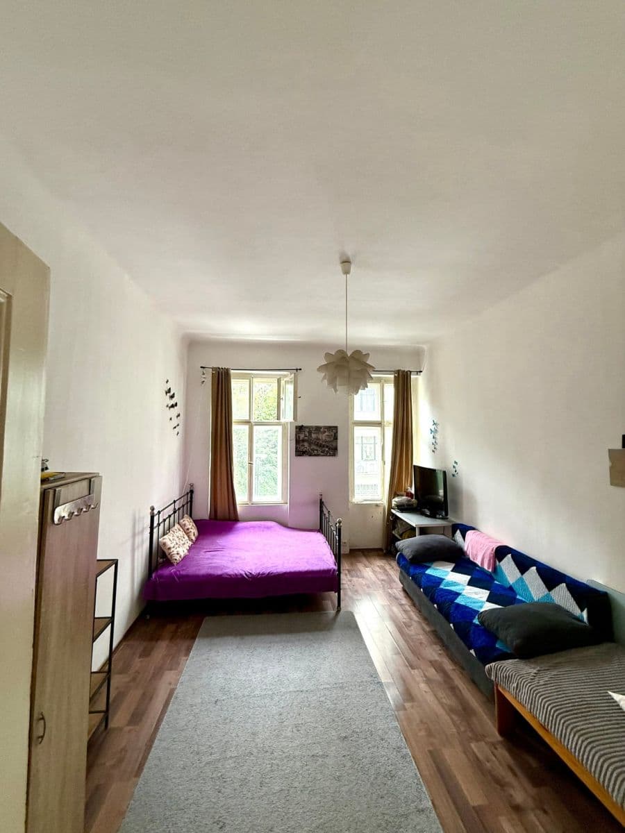 Prenájom bytu 1-izbový 44 m², Husitská, Praha, Praha Prenájom bytu 1-izbový 44 m², Husitská, Praha, Praha