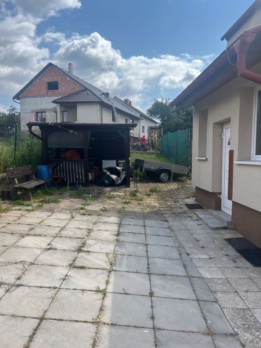 Predaj domu 457 m², pozemok 920 m², Nová, Lužná, Středočeský kraj Predaj domu 457 m², pozemok 920 m², Nová, Lužná, Středočeský kraj