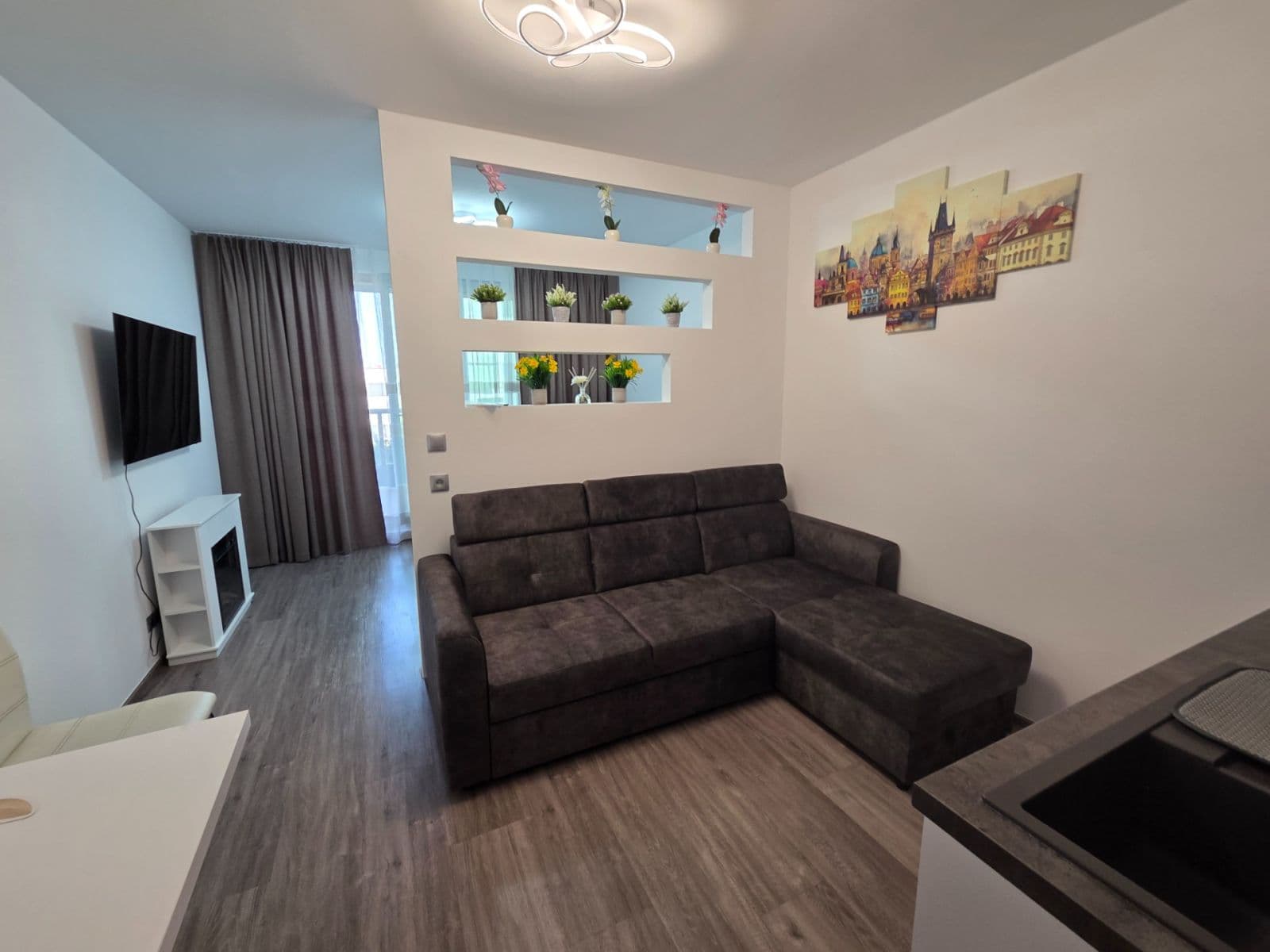 Prenájom bytu 1-izbový 39 m², Kurta Konráda, Praha, Praha Prenájom bytu 1-izbový 39 m², Kurta Konráda, Praha, Praha