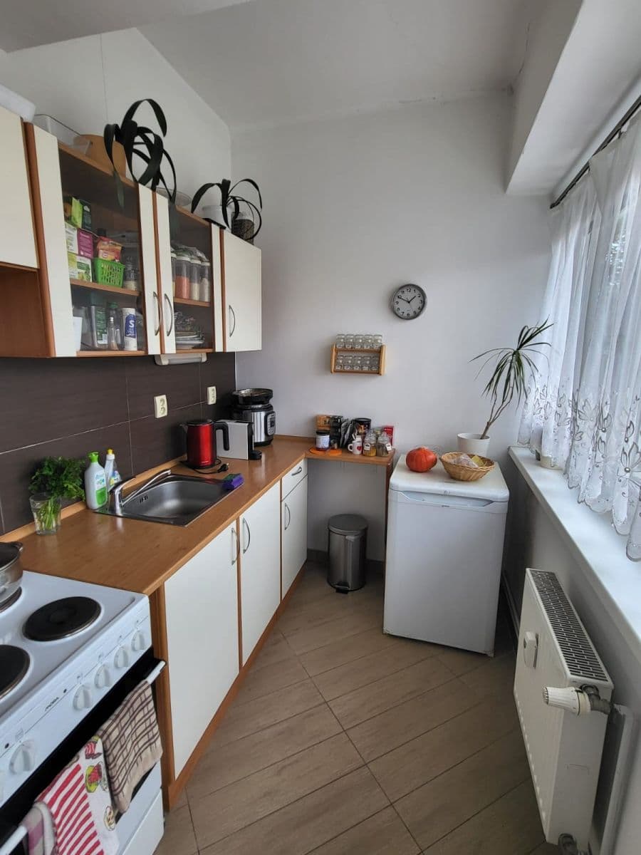 Prenájom bytu 2-izbový 45 m², Mojmírovo náměstí, Brno, Jihomoravský kraj Prenájom bytu 2-izbový 45 m², Mojmírovo náměstí, Brno, Jihomoravský kraj