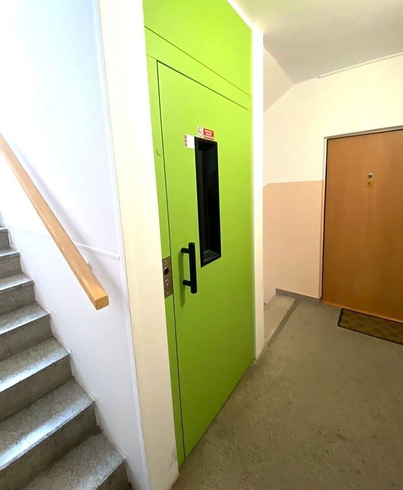Prenájom bytu 2-izbový 53 m², Pod Vrchem, Plzeň, Plzeňský kraj Prenájom bytu 2-izbový 53 m², Pod Vrchem, Plzeň, Plzeňský kraj