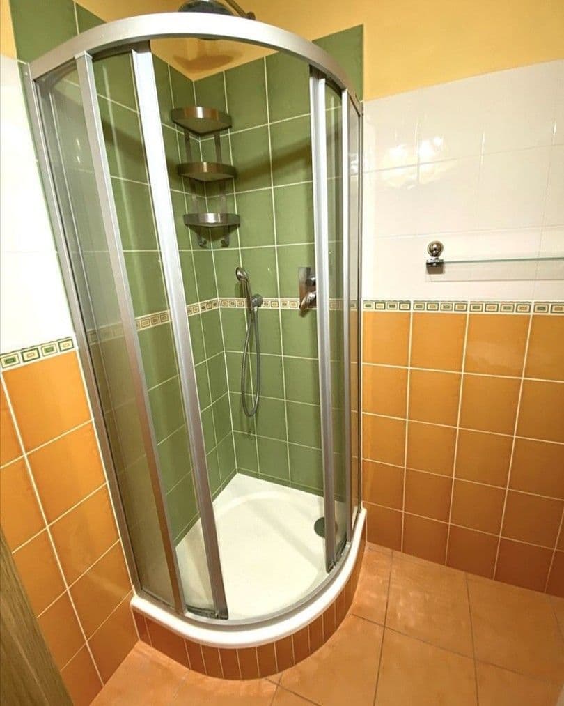 Prenájom bytu 2-izbový 53 m², Pod Vrchem, Plzeň, Plzeňský kraj Prenájom bytu 2-izbový 53 m², Pod Vrchem, Plzeň, Plzeňský kraj