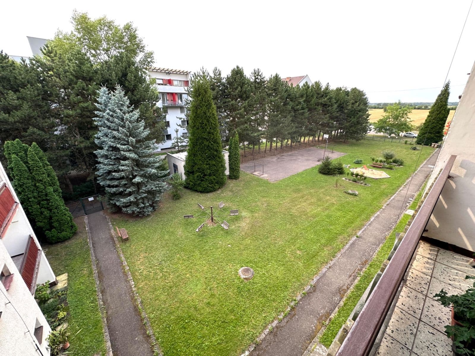 Prenájom bytu 3-izbový 86 m², Moučná, Poděbrady, Středočeský kraj Prenájom bytu 3-izbový 86 m², Moučná, Poděbrady, Středočeský kraj