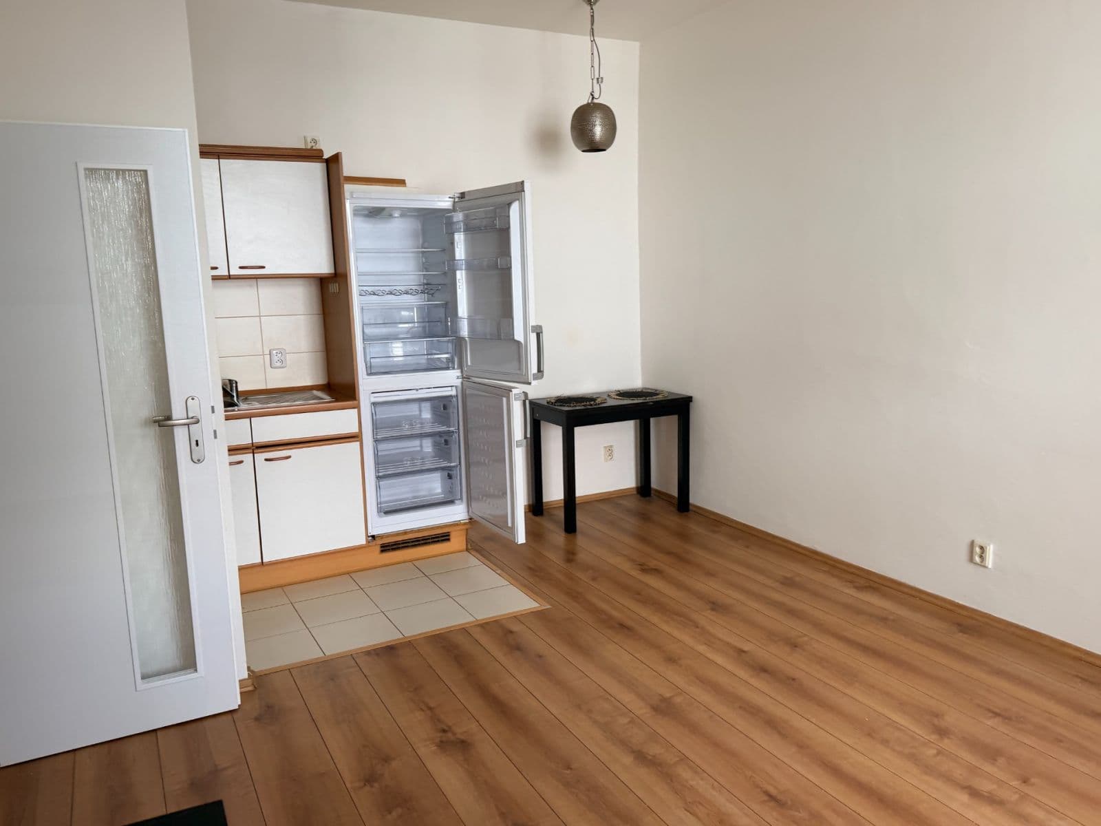 Prenájom bytu 1-izbový 40 m², Sokolovská, Praha, Praha Prenájom bytu 1-izbový 40 m², Sokolovská, Praha, Praha