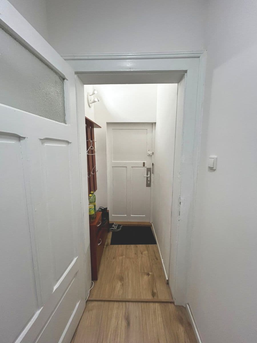 Predaj bytu 1-izbový 28 m², Cajthamlova, Teplice, Ústecký kraj Predaj bytu 1-izbový 28 m², Cajthamlova, Teplice, Ústecký kraj