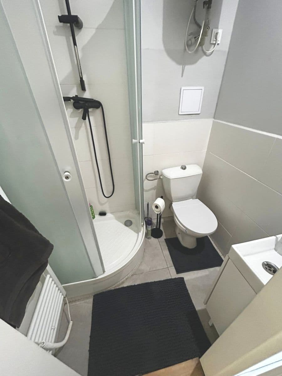 Predaj bytu 1-izbový 28 m², Cajthamlova, Teplice, Ústecký kraj Predaj bytu 1-izbový 28 m², Cajthamlova, Teplice, Ústecký kraj