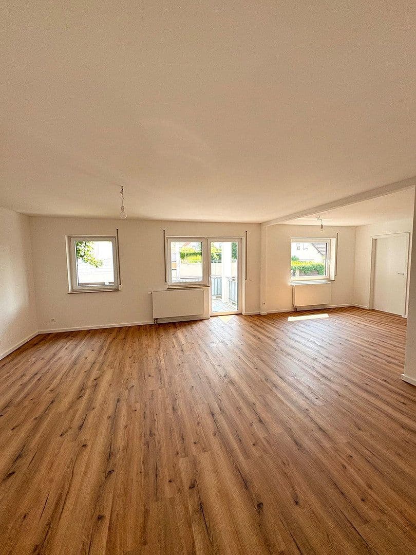 Predaj bytu 3-izbový 80 m², Kirchheim unter Teck, Bádensko-Wurttembersko Predaj bytu 3-izbový 80 m², Kirchheim unter Teck, Bádensko-Wurttembersko