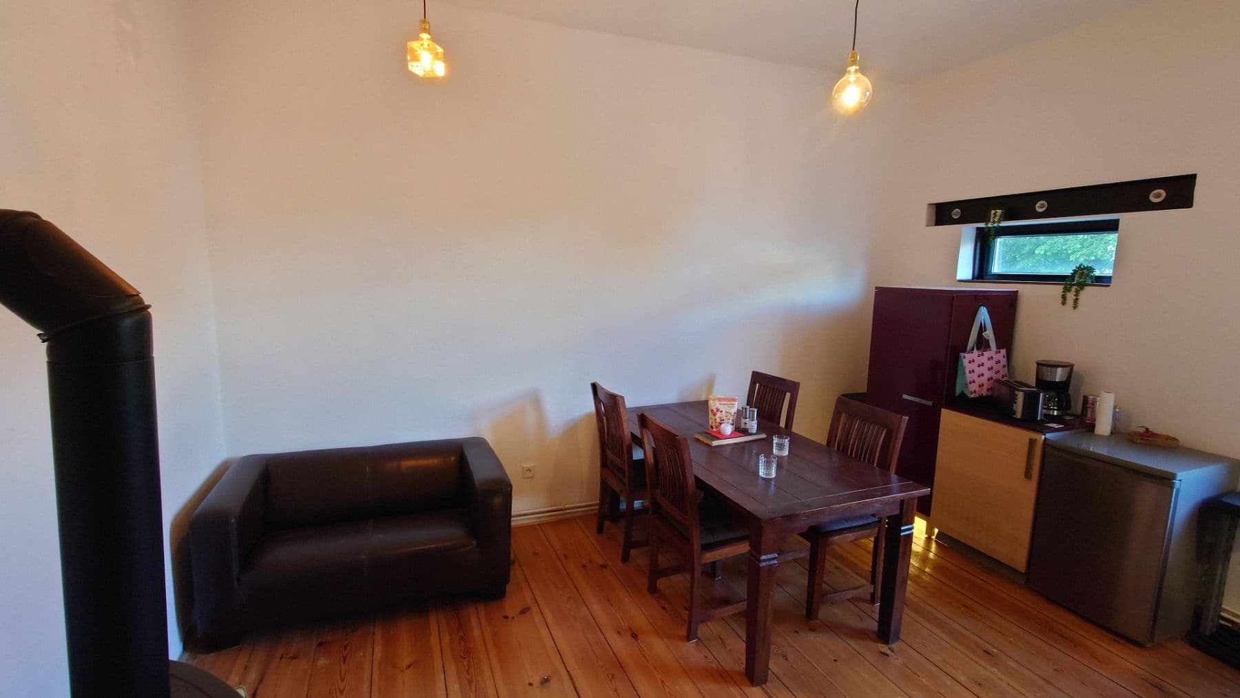Prenájom bytu 3-izbový 71 m², Karl-Liebknecht-Str., Brandenburg an der Havel, Brandenbursko Prenájom bytu 3-izbový 71 m², Karl-Liebknecht-Str., Brandenburg an der Havel, Brandenbursko