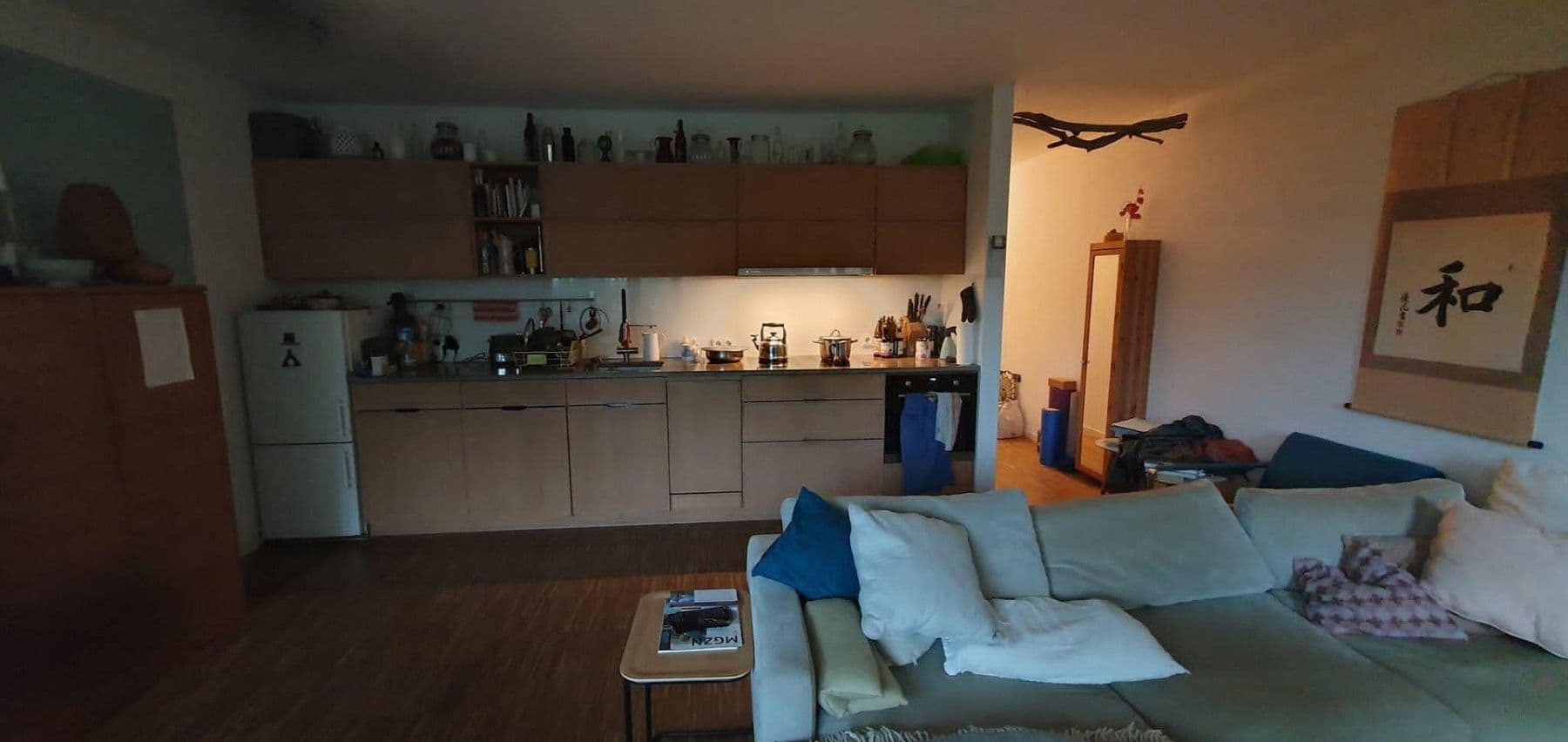 Prenájom bytu 4-izbový 108 m², Gounodstrasse 57, Berlin, Berlín Prenájom bytu 4-izbový 108 m², Gounodstrasse 57, Berlin, Berlín