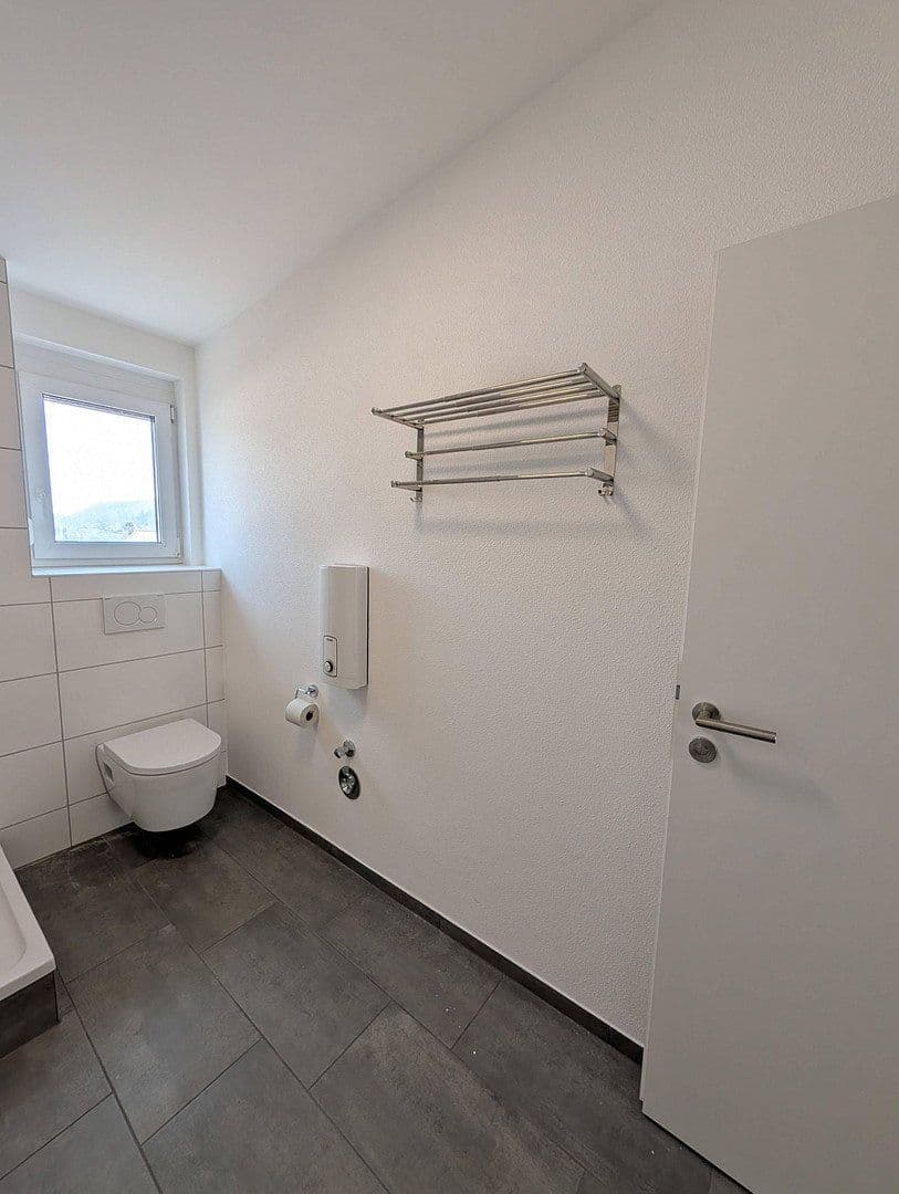 Prenájom bytu 3-izbový 66 m², Fasanenweg 6, Albstadt, Bádensko-Wurttembersko Prenájom bytu 3-izbový 66 m², Fasanenweg 6, Albstadt, Bádensko-Wurttembersko