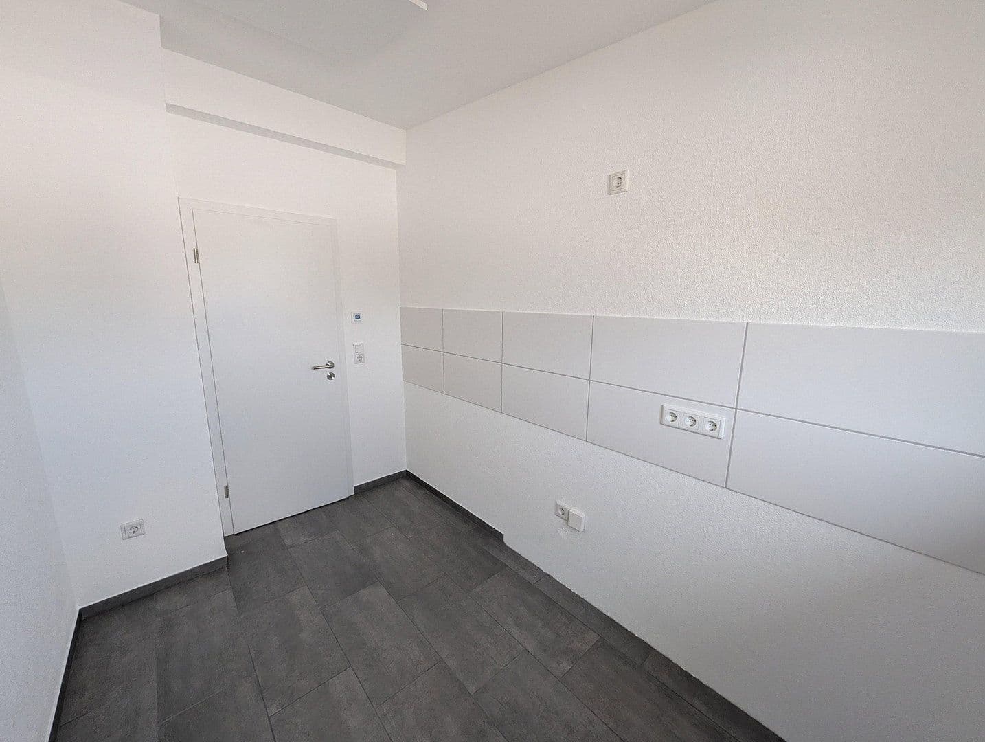 Prenájom bytu 3-izbový 66 m², Fasanenweg 6, Albstadt, Bádensko-Wurttembersko Prenájom bytu 3-izbový 66 m², Fasanenweg 6, Albstadt, Bádensko-Wurttembersko