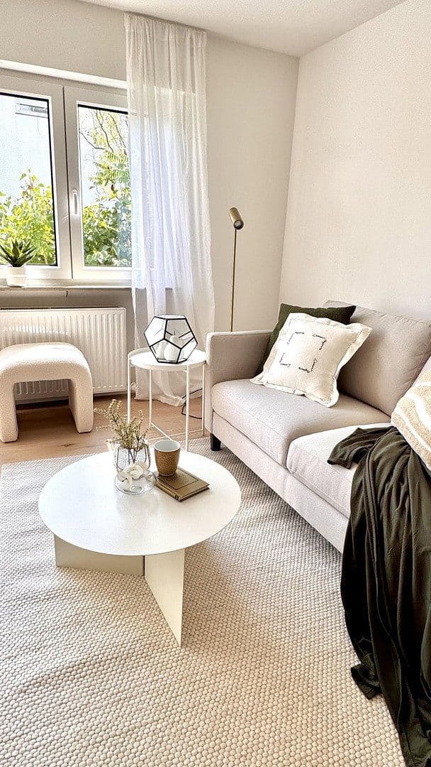 Predaj bytu 3-izbový 71 m², Esslingen am Neckar, Bádensko-Wurttembersko Predaj bytu 3-izbový 71 m², Esslingen am Neckar, Bádensko-Wurttembersko