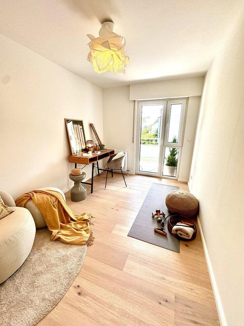 Predaj bytu 3-izbový 71 m², Esslingen am Neckar, Bádensko-Wurttembersko Predaj bytu 3-izbový 71 m², Esslingen am Neckar, Bádensko-Wurttembersko
