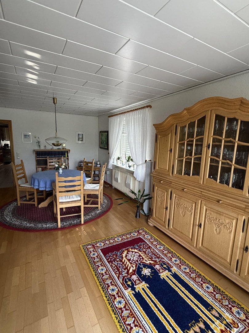 Predaj domu 157 m², pozemok 584 m², Wiefelstede, Dolné Sasko Predaj domu 157 m², pozemok 584 m², Wiefelstede, Dolné Sasko