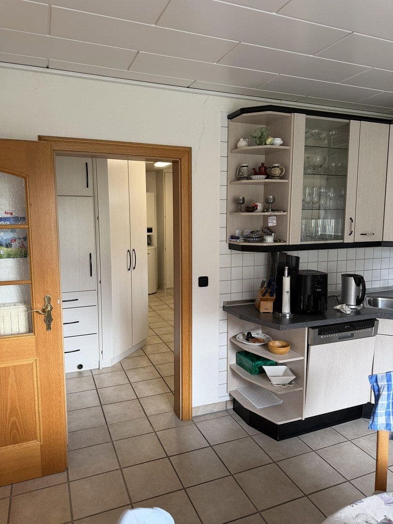 Predaj domu 157 m², pozemok 584 m², Wiefelstede, Dolné Sasko Predaj domu 157 m², pozemok 584 m², Wiefelstede, Dolné Sasko
