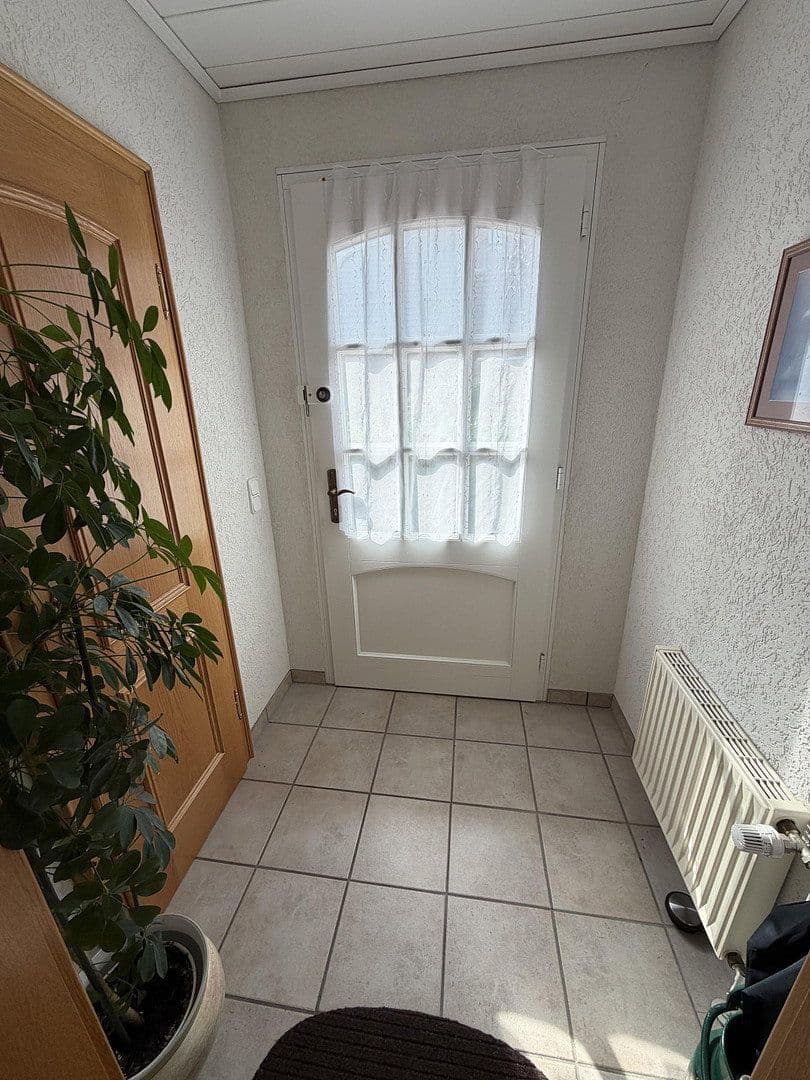 Predaj domu 157 m², pozemok 584 m², Wiefelstede, Dolné Sasko Predaj domu 157 m², pozemok 584 m², Wiefelstede, Dolné Sasko