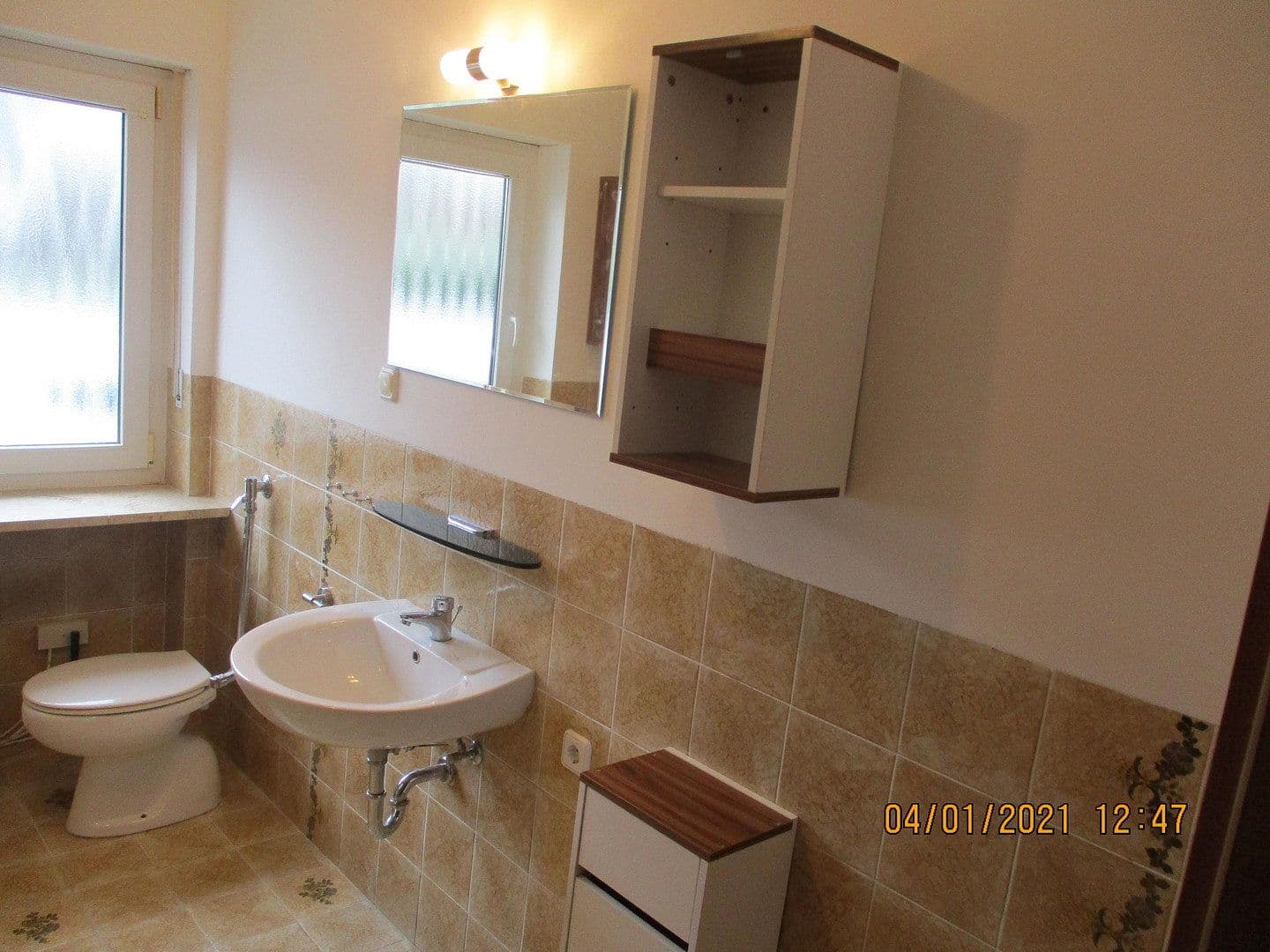 Predaj domu 280 m², pozemok 868 m², Üchtelhausen, Bavorsko Predaj domu 280 m², pozemok 868 m², Üchtelhausen, Bavorsko