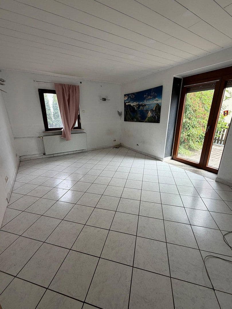 Prenájom domu 200 m², pozemok 250 m², Erlensee, Hesensko Prenájom domu 200 m², pozemok 250 m², Erlensee, Hesensko