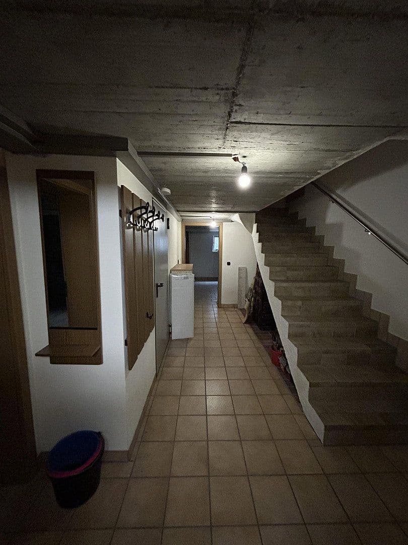 Predaj domu 150 m², pozemok 569 m², Banater Straße 46, Neutraubling, Bavorsko Predaj domu 150 m², pozemok 569 m², Banater Straße 46, Neutraubling, Bavorsko