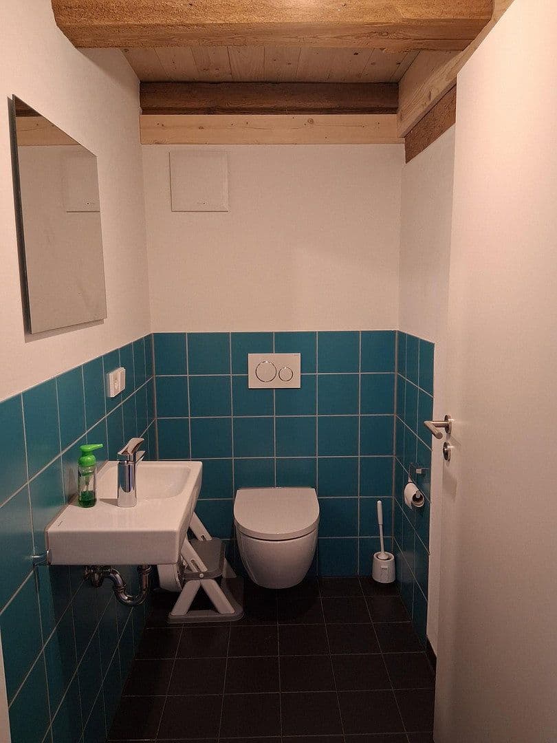 Prenájom bytu 3-izbový 137 m², Sommergasse 16, Bräunlingen, Bádensko-Wurttembersko Prenájom bytu 3-izbový 137 m², Sommergasse 16, Bräunlingen, Bádensko-Wurttembersko