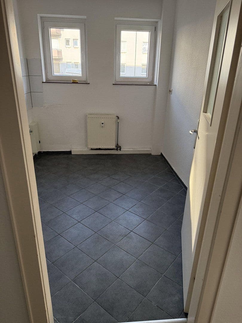 Prenájom bytu 2-izbový 50 m², Düsseldorf, Severné Porýnie - Westfálsko Prenájom bytu 2-izbový 50 m², Düsseldorf, Severné Porýnie - Westfálsko