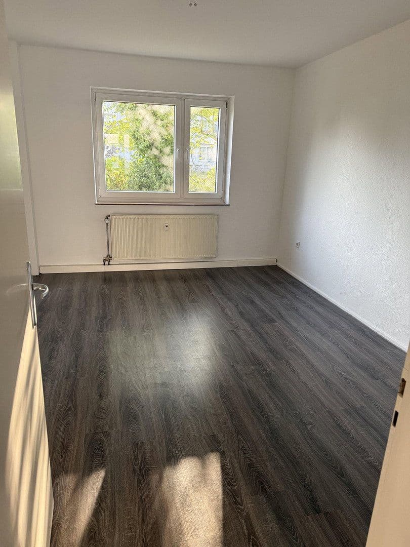 Prenájom bytu 2-izbový 50 m², Düsseldorf, Severné Porýnie - Westfálsko Prenájom bytu 2-izbový 50 m², Düsseldorf, Severné Porýnie - Westfálsko