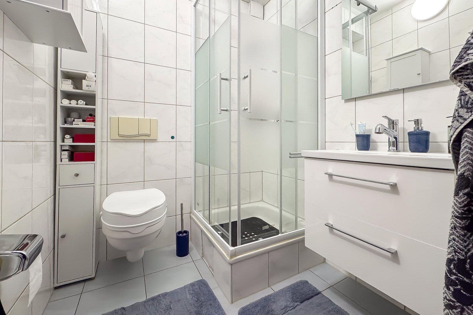 Prenájom bytu 3-izbový 88 m², Ruhrstraße 13-15, Witten, Severné Porýnie - Westfálsko Prenájom bytu 3-izbový 88 m², Ruhrstraße 13-15, Witten, Severné Porýnie - Westfálsko