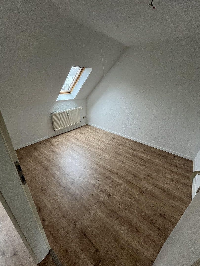 Prenájom bytu 2-izbový 27 m², Neefestraße 109, Chemnitz, Sasko Prenájom bytu 2-izbový 27 m², Neefestraße 109, Chemnitz, Sasko
