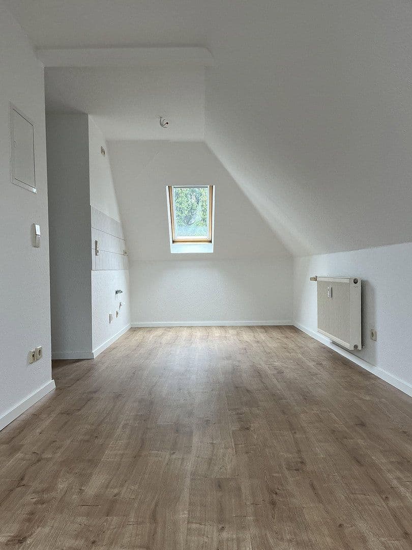 Prenájom bytu 2-izbový 27 m², Neefestraße 109, Chemnitz, Sasko Prenájom bytu 2-izbový 27 m², Neefestraße 109, Chemnitz, Sasko