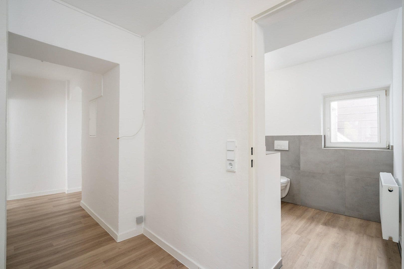 Prenájom bytu 3-izbový 100 m², Adalbertsteinweg 18-20, Aachen, Severné Porýnie - Westfálsko Prenájom bytu 3-izbový 100 m², Adalbertsteinweg 18-20, Aachen, Severné Porýnie - Westfálsko
