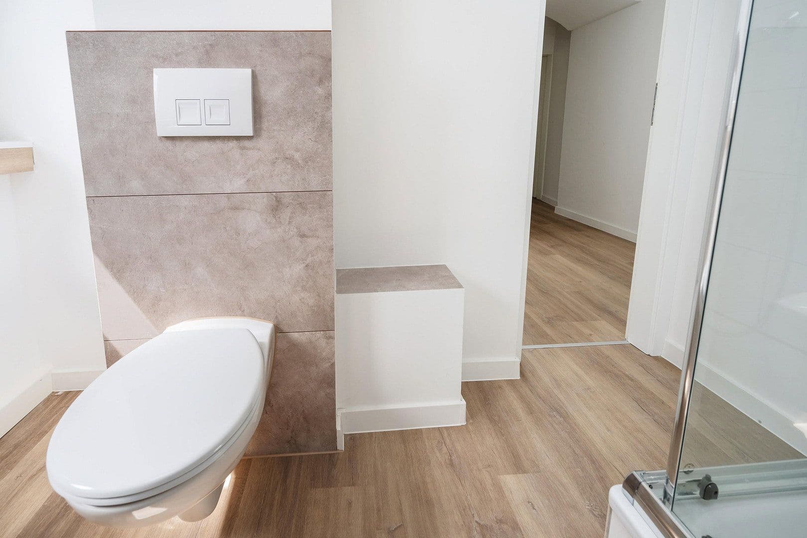 Prenájom bytu 3-izbový 100 m², Adalbertsteinweg 18-20, Aachen, Severné Porýnie - Westfálsko Prenájom bytu 3-izbový 100 m², Adalbertsteinweg 18-20, Aachen, Severné Porýnie - Westfálsko