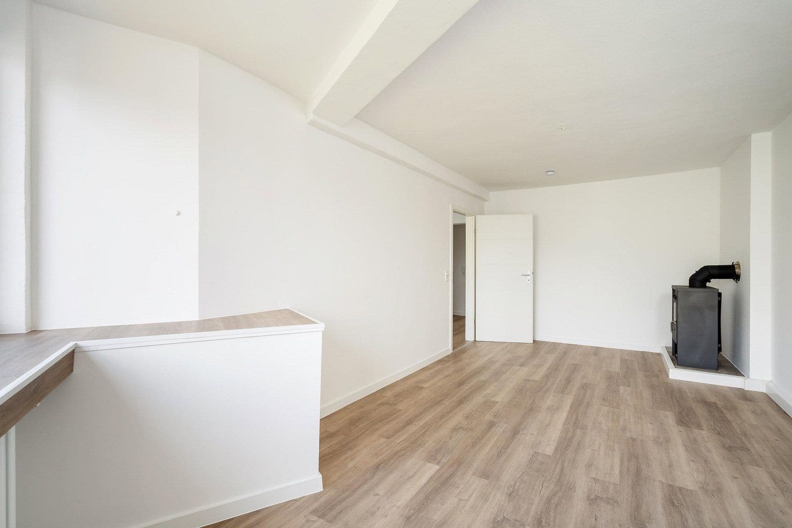 Prenájom bytu 3-izbový 100 m², Adalbertsteinweg 18-20, Aachen, Severné Porýnie - Westfálsko Prenájom bytu 3-izbový 100 m², Adalbertsteinweg 18-20, Aachen, Severné Porýnie - Westfálsko