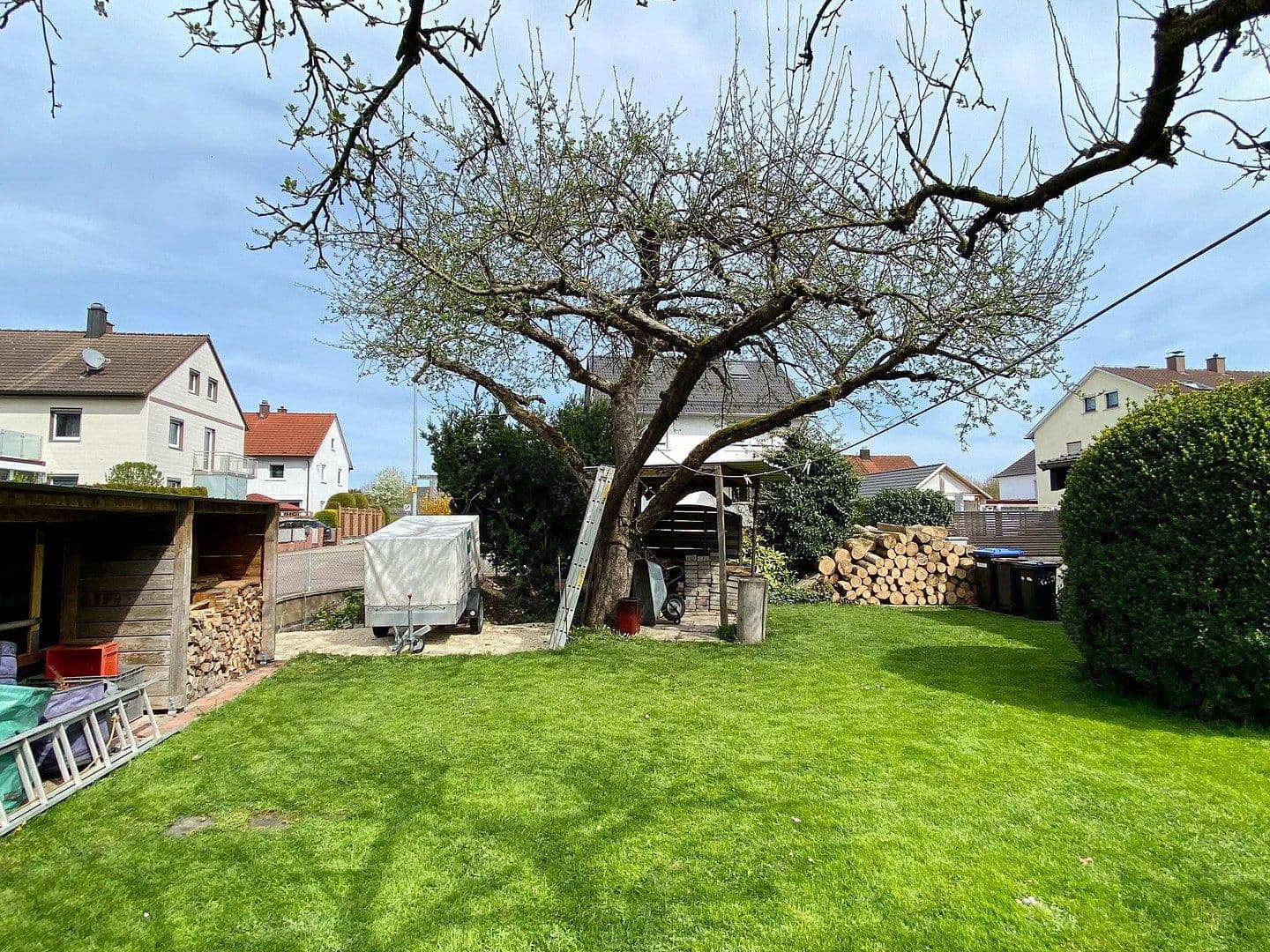 Predaj domu 170 m², pozemok 622 m², Neu-Ulm, Bavorsko Predaj domu 170 m², pozemok 622 m², Neu-Ulm, Bavorsko