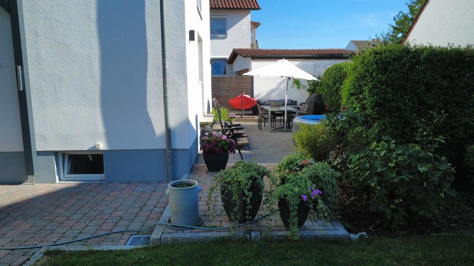 Predaj domu 170 m², pozemok 622 m², Neu-Ulm, Bavorsko Predaj domu 170 m², pozemok 622 m², Neu-Ulm, Bavorsko