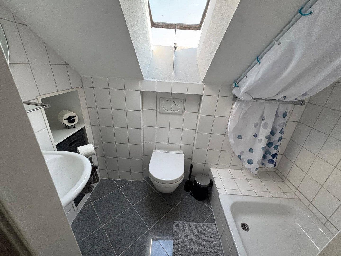 Predaj domu 170 m², pozemok 622 m², Neu-Ulm, Bavorsko Predaj domu 170 m², pozemok 622 m², Neu-Ulm, Bavorsko