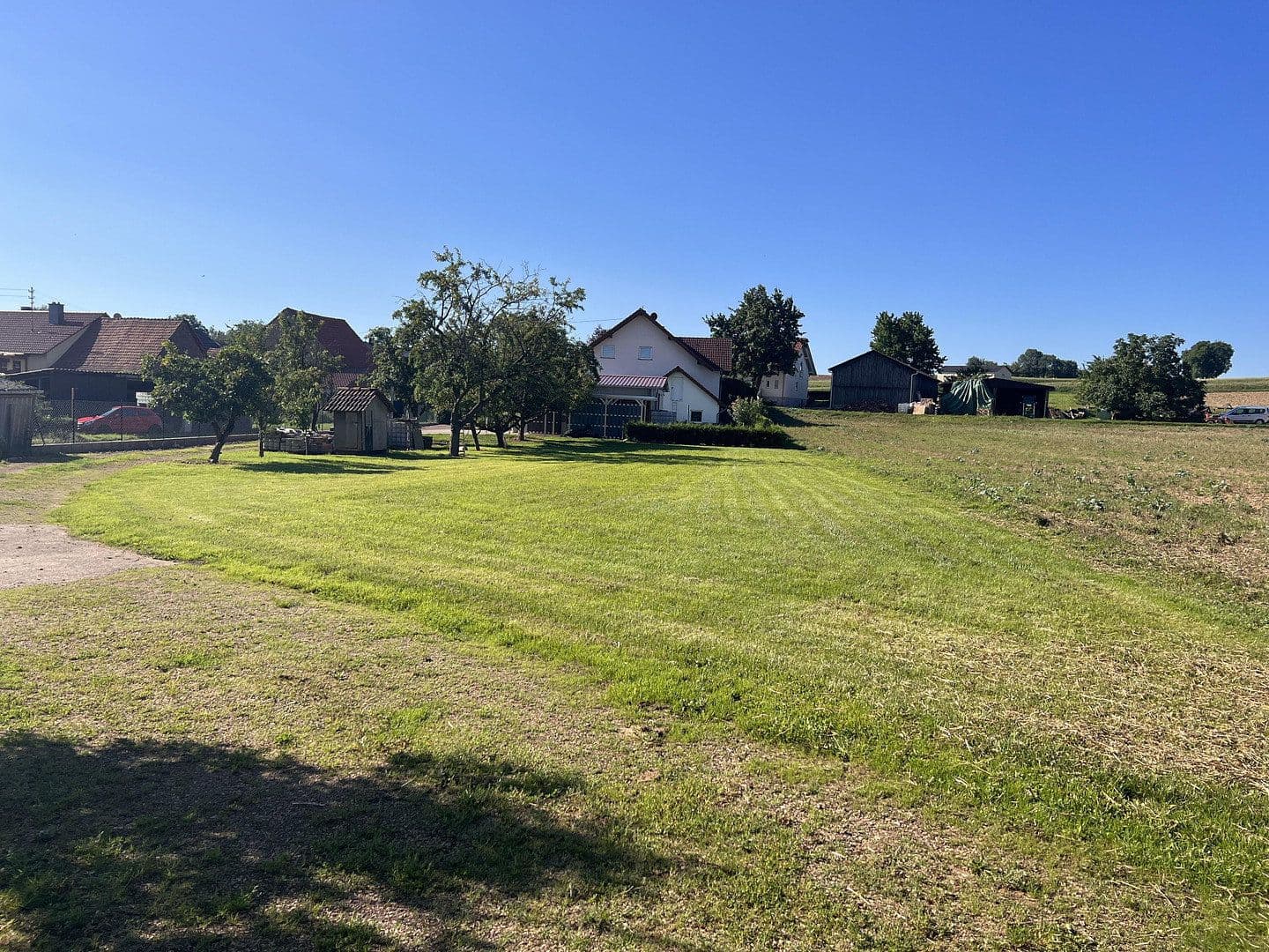 Predaj domu 170 m², pozemok 2.565 m², Ringstrasse 11, Feilbingert, Porýnie-Falcko Predaj domu 170 m², pozemok 2.565 m², Ringstrasse 11, Feilbingert, Porýnie-Falcko