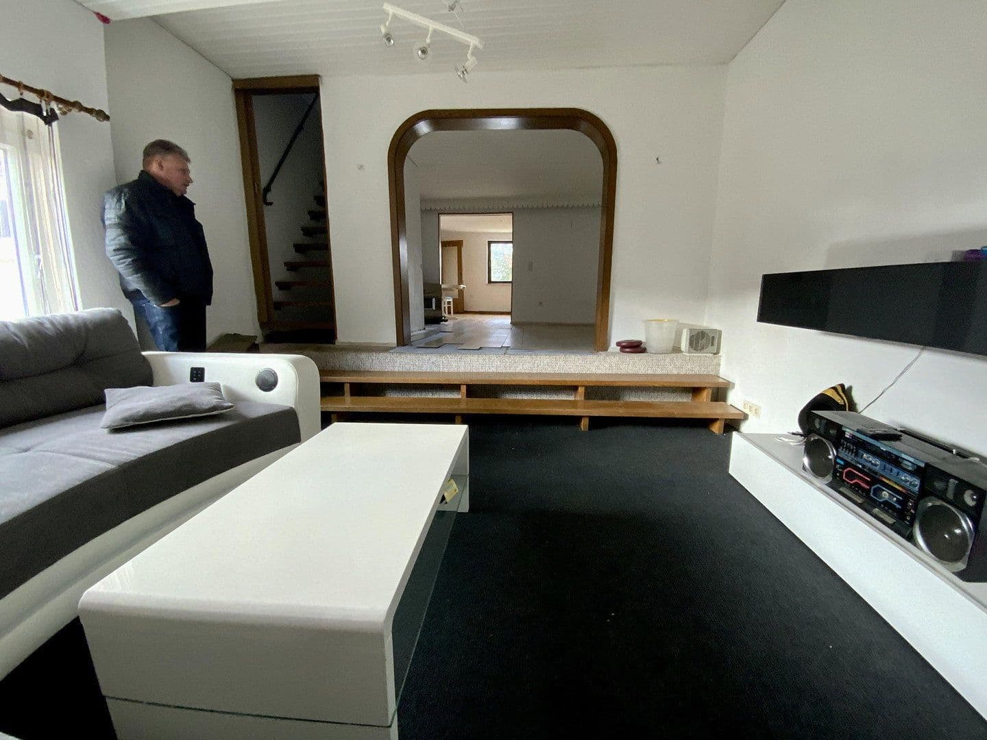 Predaj domu 170 m², pozemok 2.565 m², Ringstrasse 11, Feilbingert, Porýnie-Falcko Predaj domu 170 m², pozemok 2.565 m², Ringstrasse 11, Feilbingert, Porýnie-Falcko